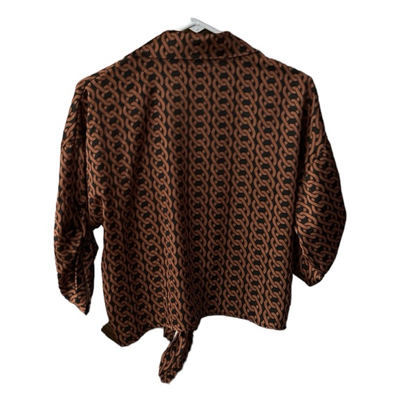 New Collection 3/4 sleeve roll tab  tie top. EUC - Picture 2 of 4